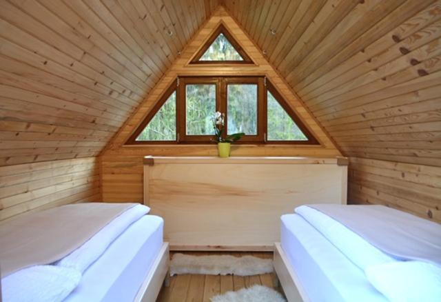 ホテル Glamping Naselje Zeleni Turizem マコレ エクステリア 写真
